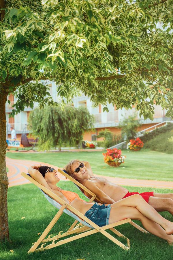 Sloneczny Zdroj Medical Spa & Wellness Busko-Zdrój Exteriör bild