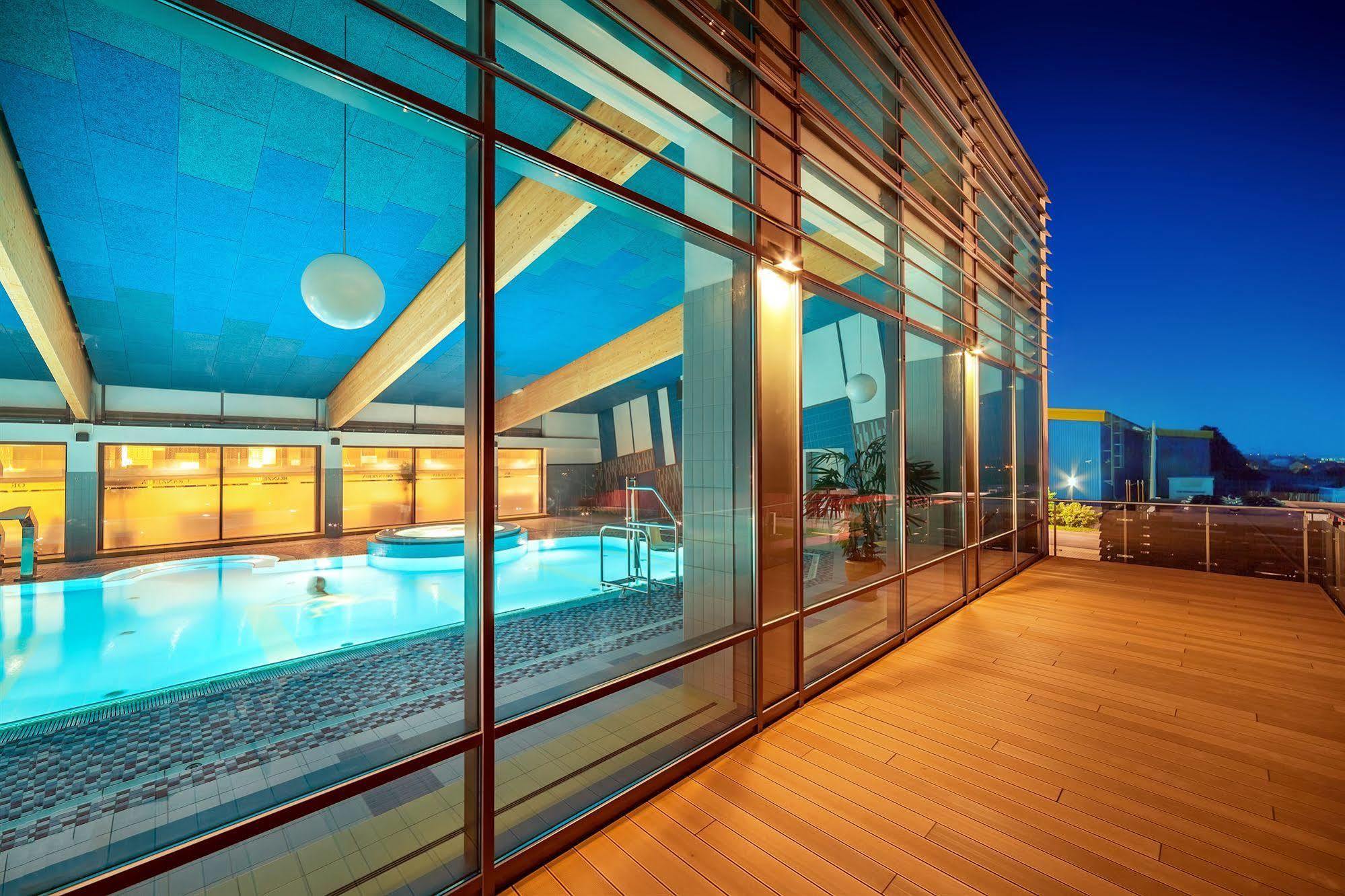 Sloneczny Zdroj Medical Spa & Wellness Busko-Zdrój Exteriör bild
